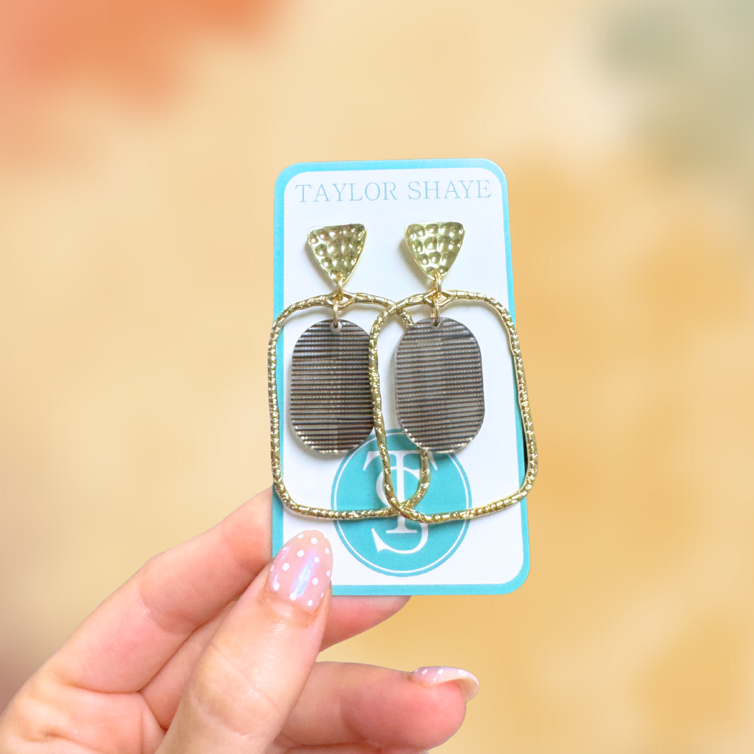 Checkered Oval Hoops