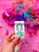 Load image into Gallery viewer, Morgan Bow Drops