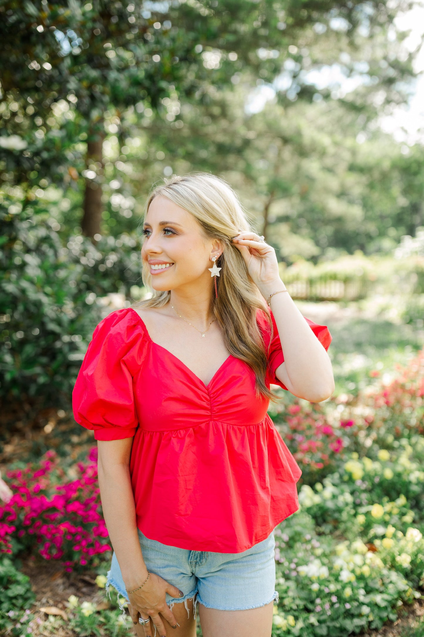 Black/Red Star Chain Tassels