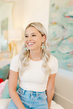 Load image into Gallery viewer, Lilliana Lightweight Butterfly Drops