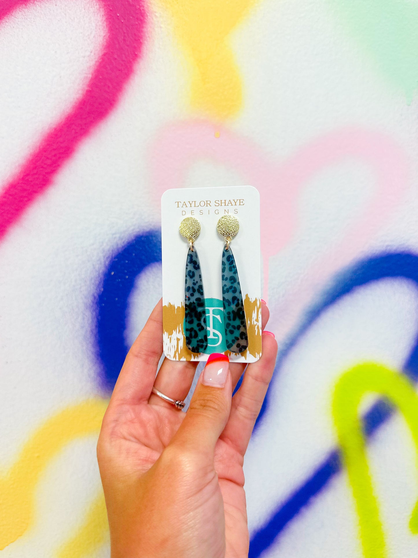 Dark Leopard Kimmy Drops