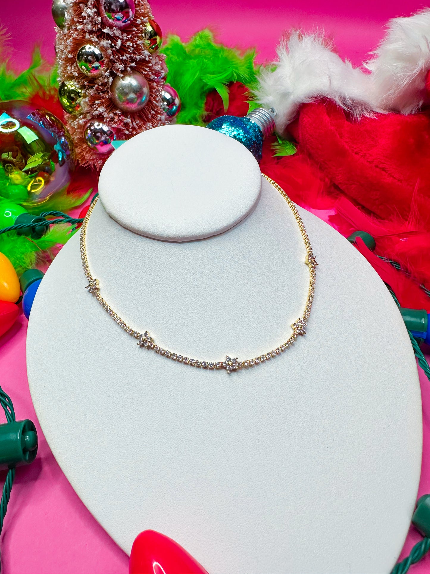 Darcy Flower Necklace