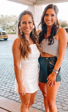 Load image into Gallery viewer, Iridescent Bride Earrings