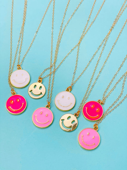Dainty Chain Smiley Necklace
