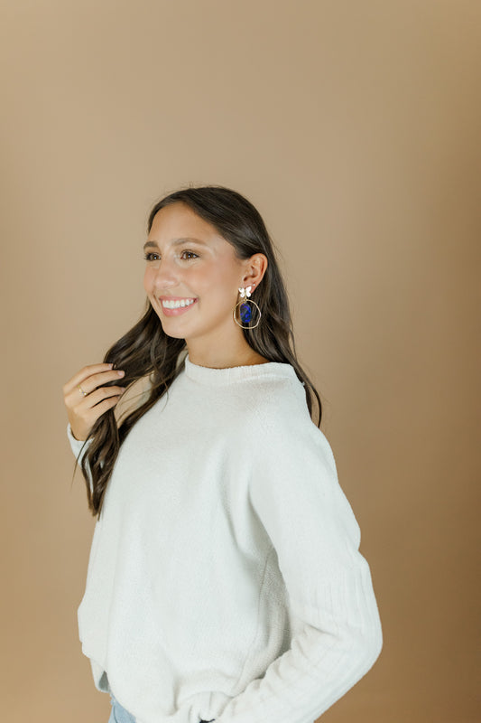 Nova Butterfly Oval Hoops