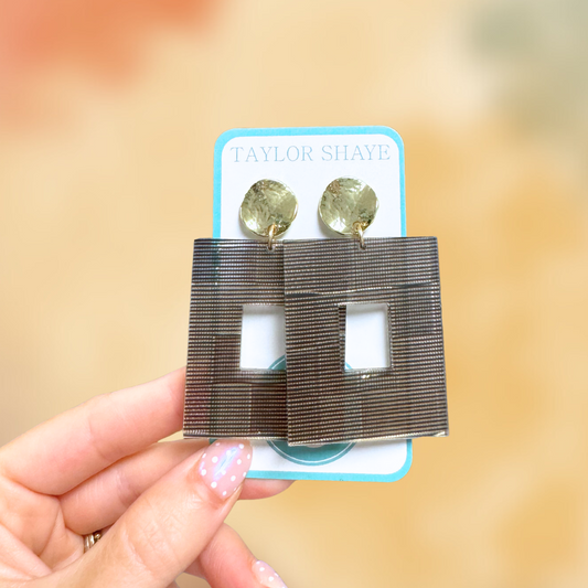 Checkered Naomi Drops