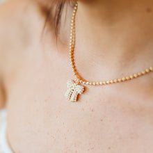 Load image into Gallery viewer, Pearl Bow Necklace
