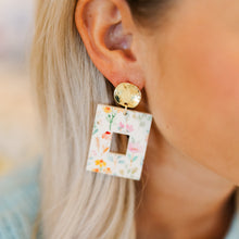 Load image into Gallery viewer, Mini Naomi Floral
