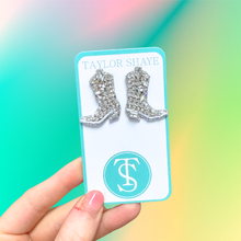 Load image into Gallery viewer, Carrie Boot Studs
