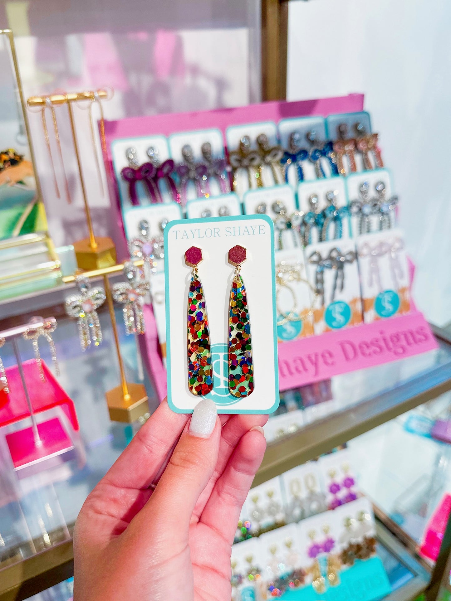 Iris Acrylic Timmy Drops