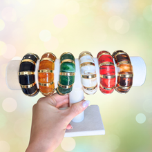 Load image into Gallery viewer, Hazel Acrylic Bracelet
