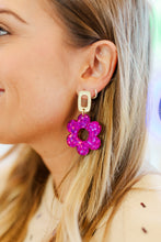 Load image into Gallery viewer, Fuchsia Sequin Rylee Flower Drops
