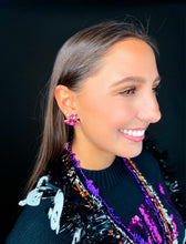 Load image into Gallery viewer, Beaded Witch Hat Stud
