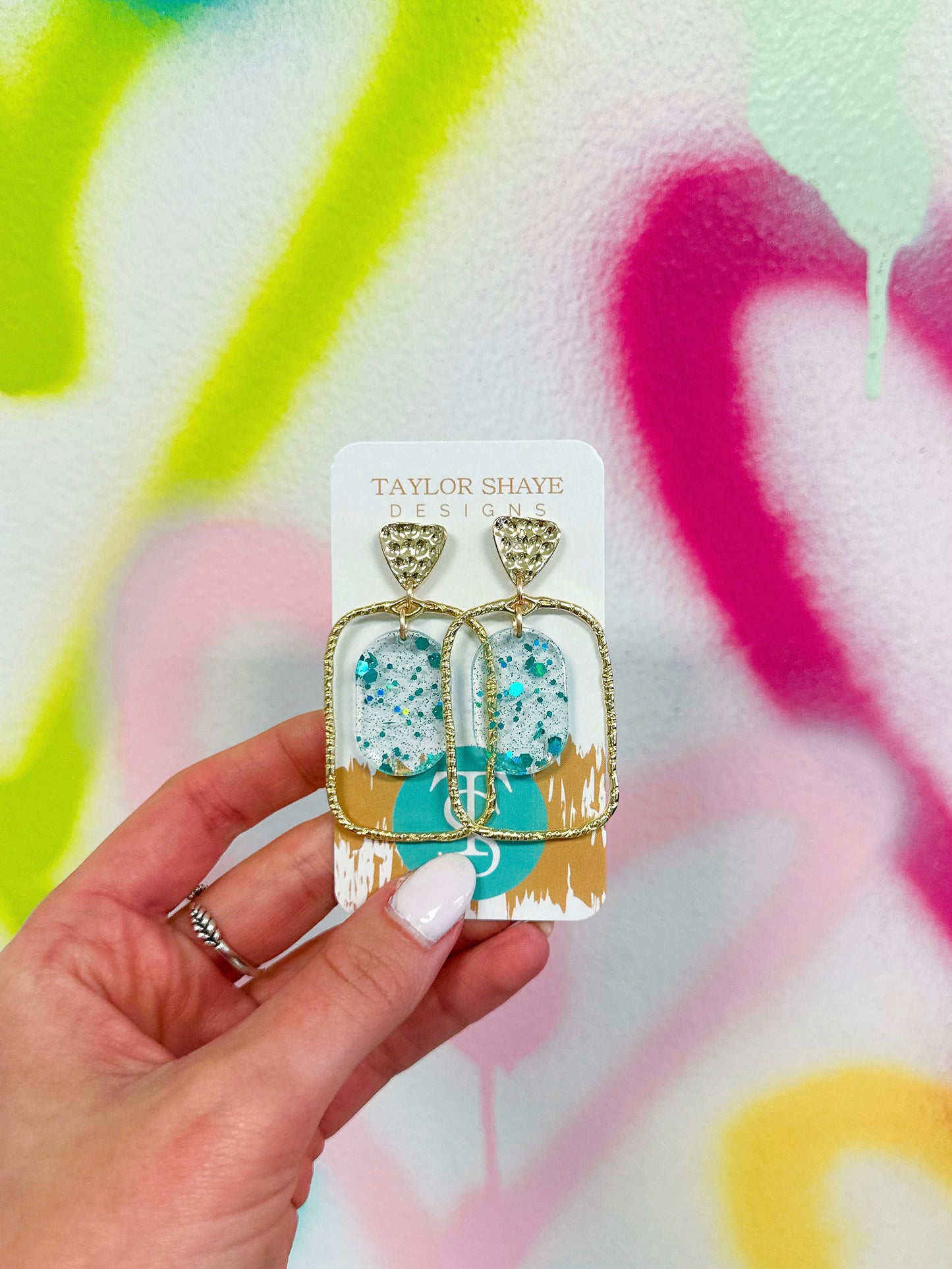 Summer Fun Confetti Oval Hoops