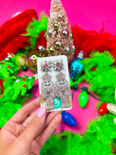Load image into Gallery viewer, Beaded Nutcracker Drops
