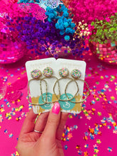 Load image into Gallery viewer, Glitter Top Hoops
