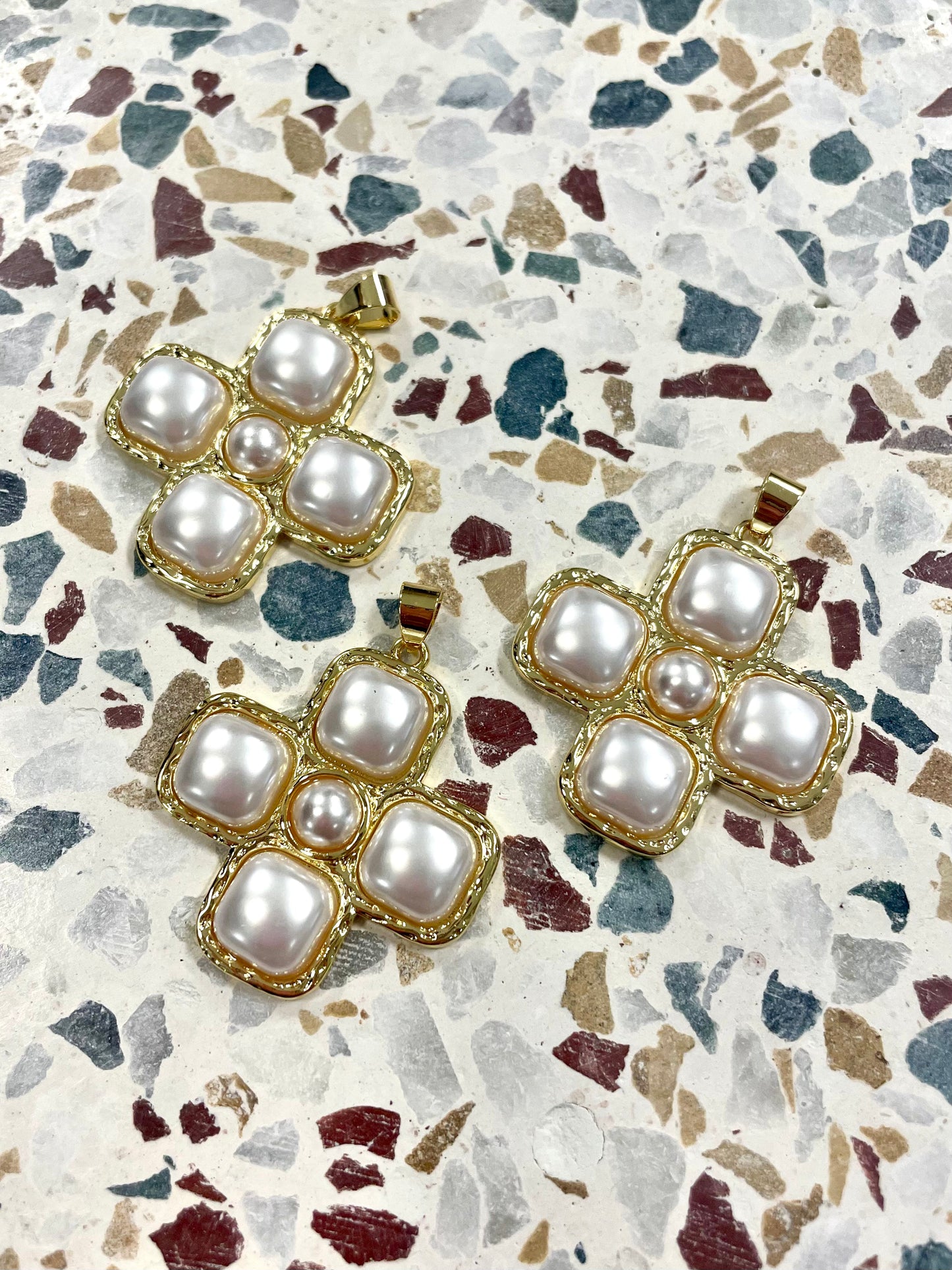 White Stripe Scarf Necklace