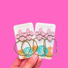Load image into Gallery viewer, Kristen Flower Hoops
