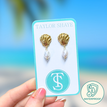 Load image into Gallery viewer, Shell &amp; Pearl Studs
