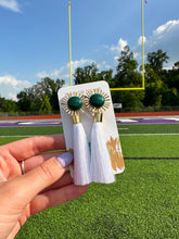 Load image into Gallery viewer, White Silk Tassels
