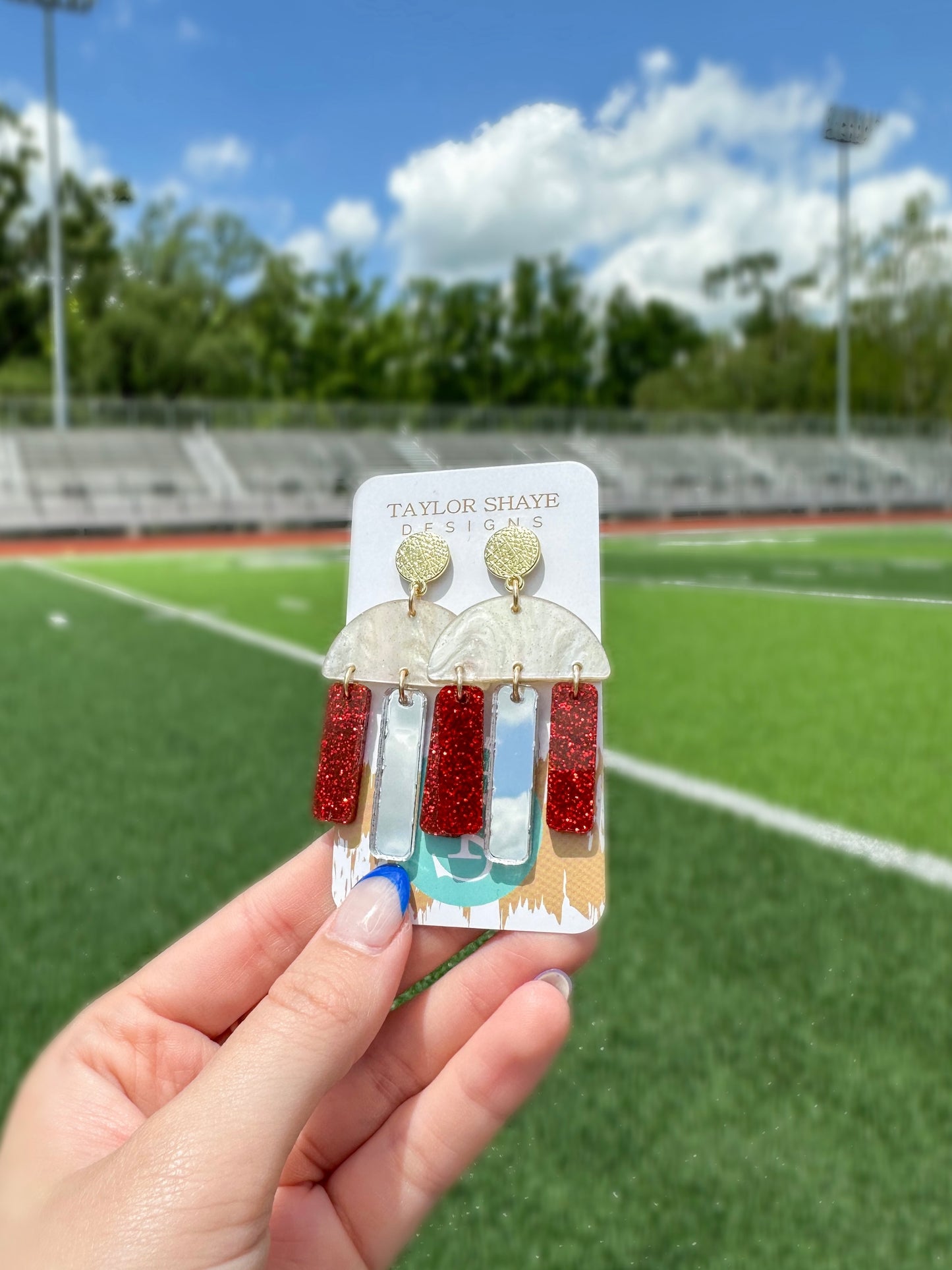 Red/Silver Huddle Drops