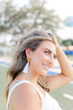 Load image into Gallery viewer, White Silk Tassels
