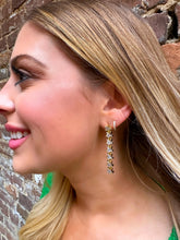 Load image into Gallery viewer, Shakira Star Drops
