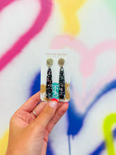 Load image into Gallery viewer, Black/Silver Flake Kimmy Drops
