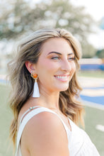 Load image into Gallery viewer, White Silk Tassels
