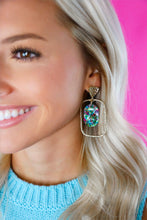 Load image into Gallery viewer, Ariel Confetti Oval Hoops
