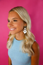 Load image into Gallery viewer, Shimmer Isabel Drops
