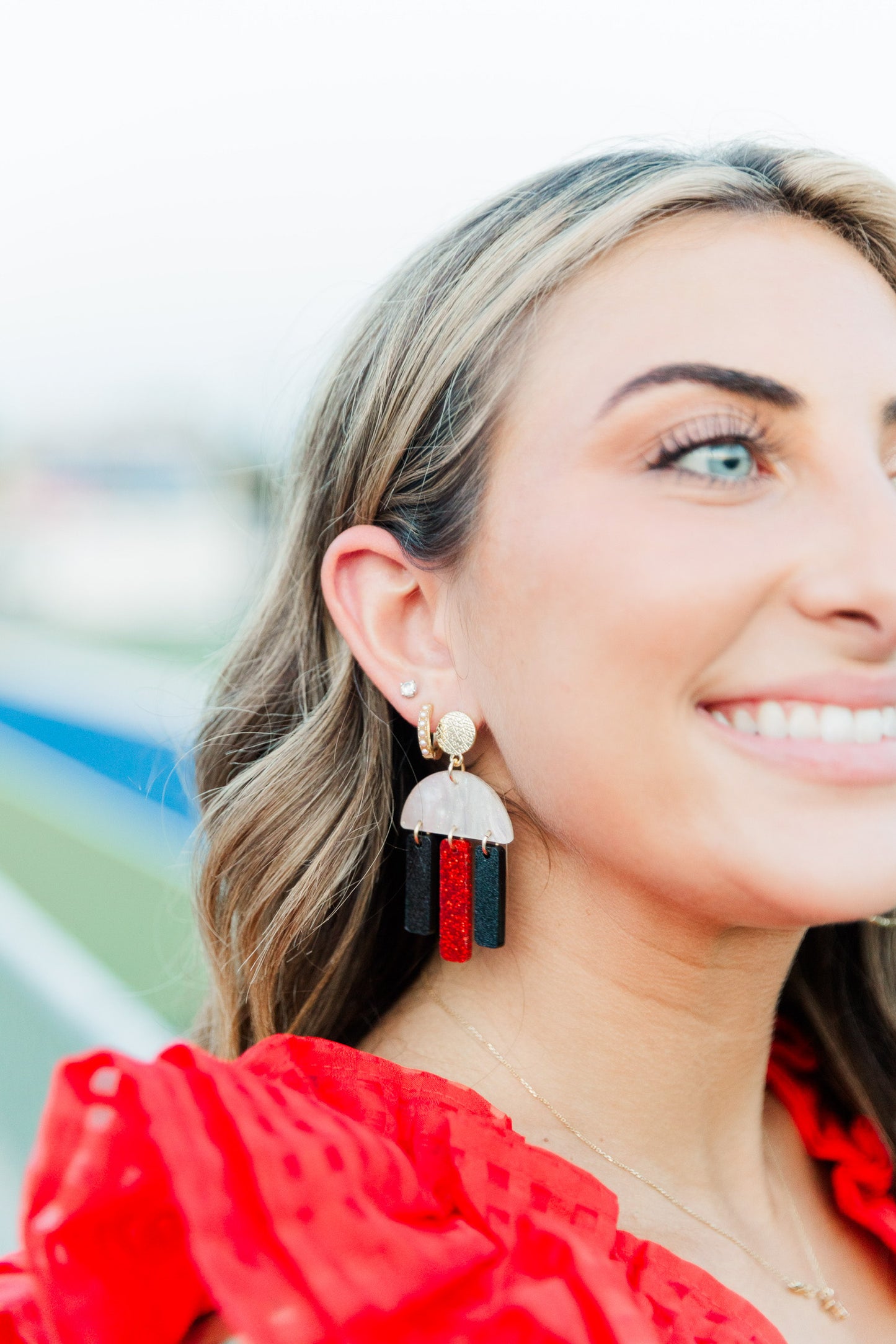 Red/Black Huddle Drops