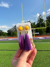 Load image into Gallery viewer, Purple Silk Tassels
