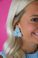 Load image into Gallery viewer, Georgia Flower Drops
