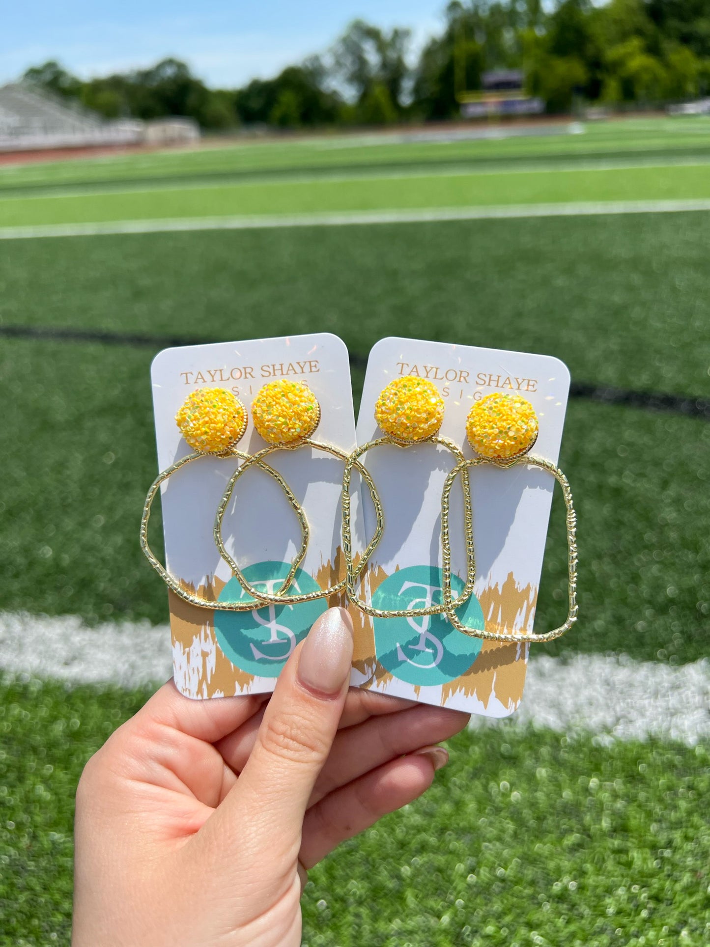 Gameday Glitter Top Hoops