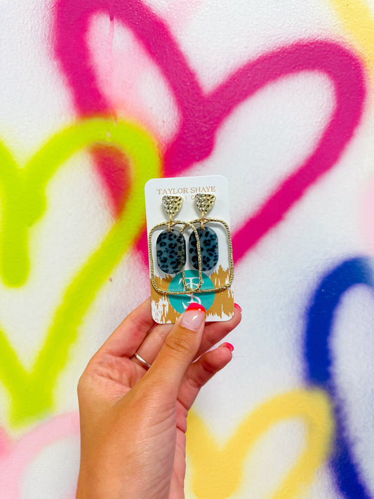 Dark Leopard Oval Hoops