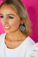 Load image into Gallery viewer, Ariel Confetti Closed Diamond
