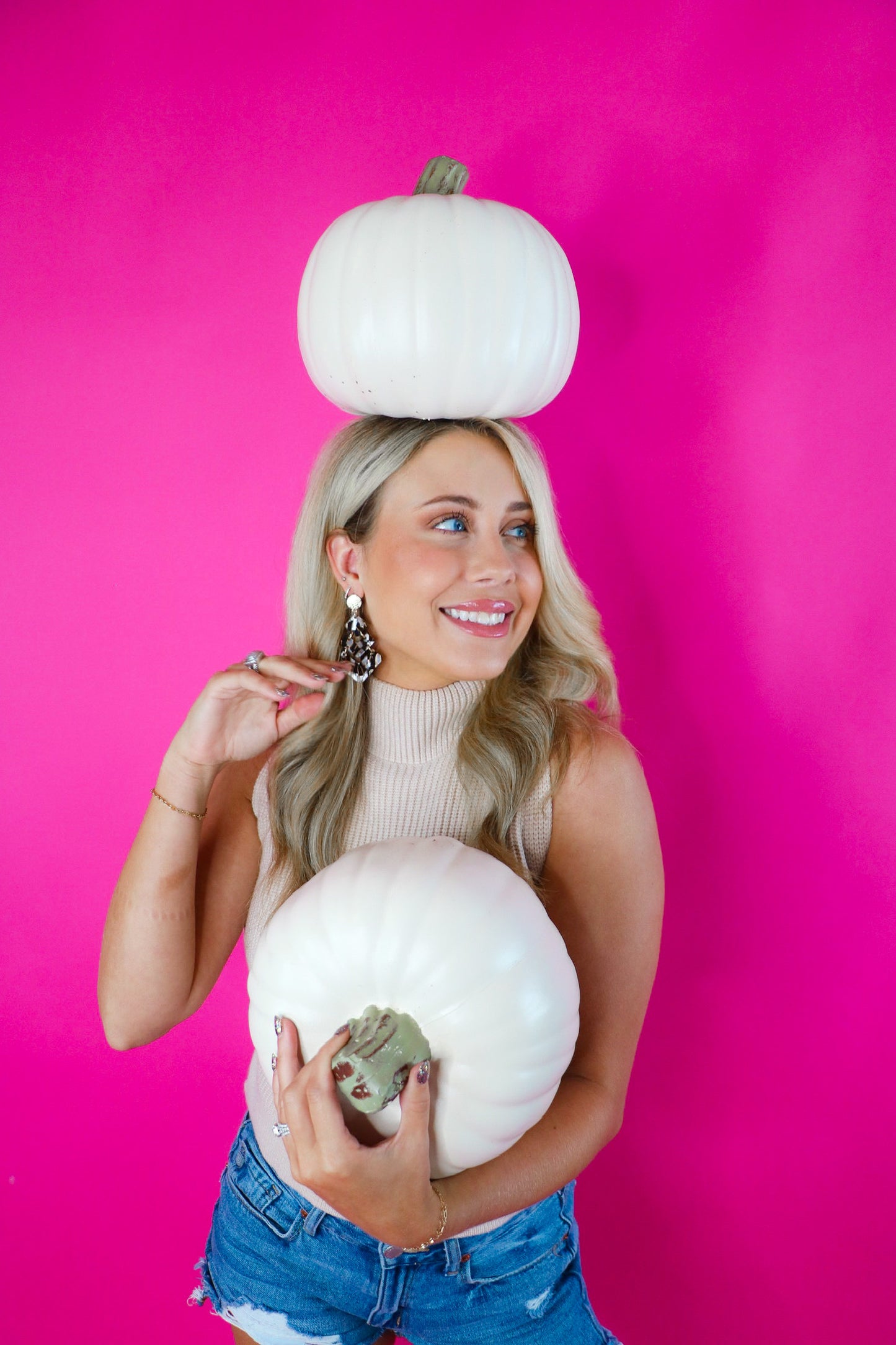 Black Marble Isabel Drops