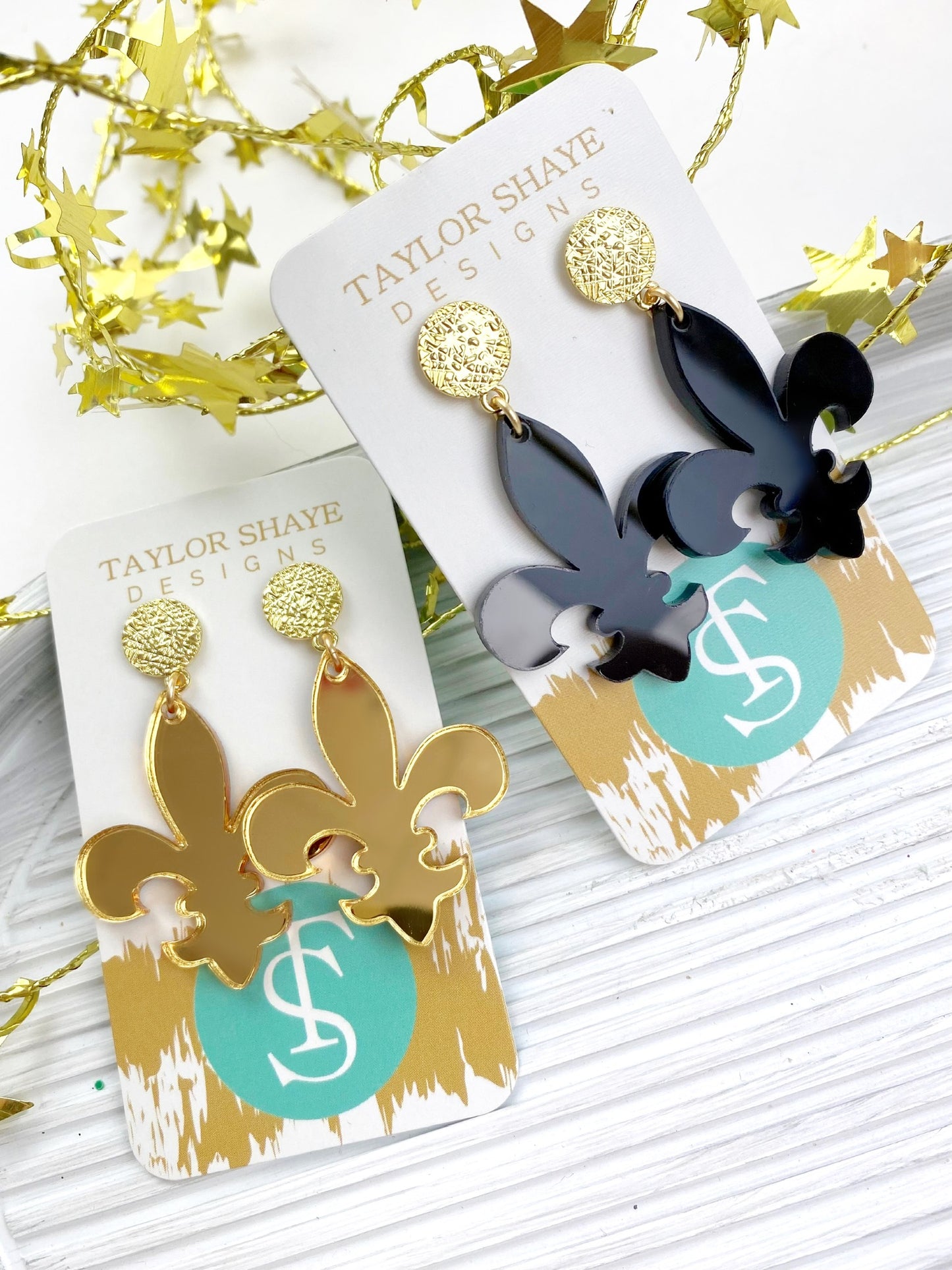 Acrylic Fleur de Lis Drops