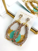 Load image into Gallery viewer, Glitter Teardrops
