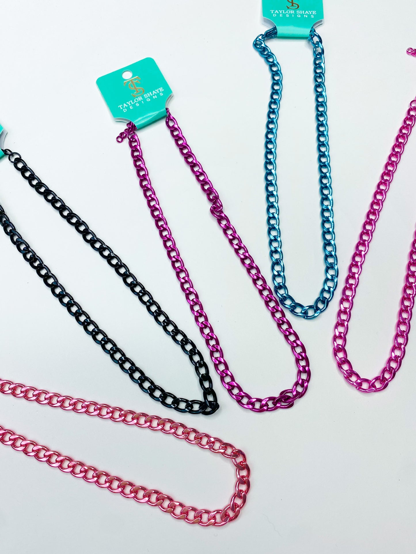 Ayla Metallic Choker