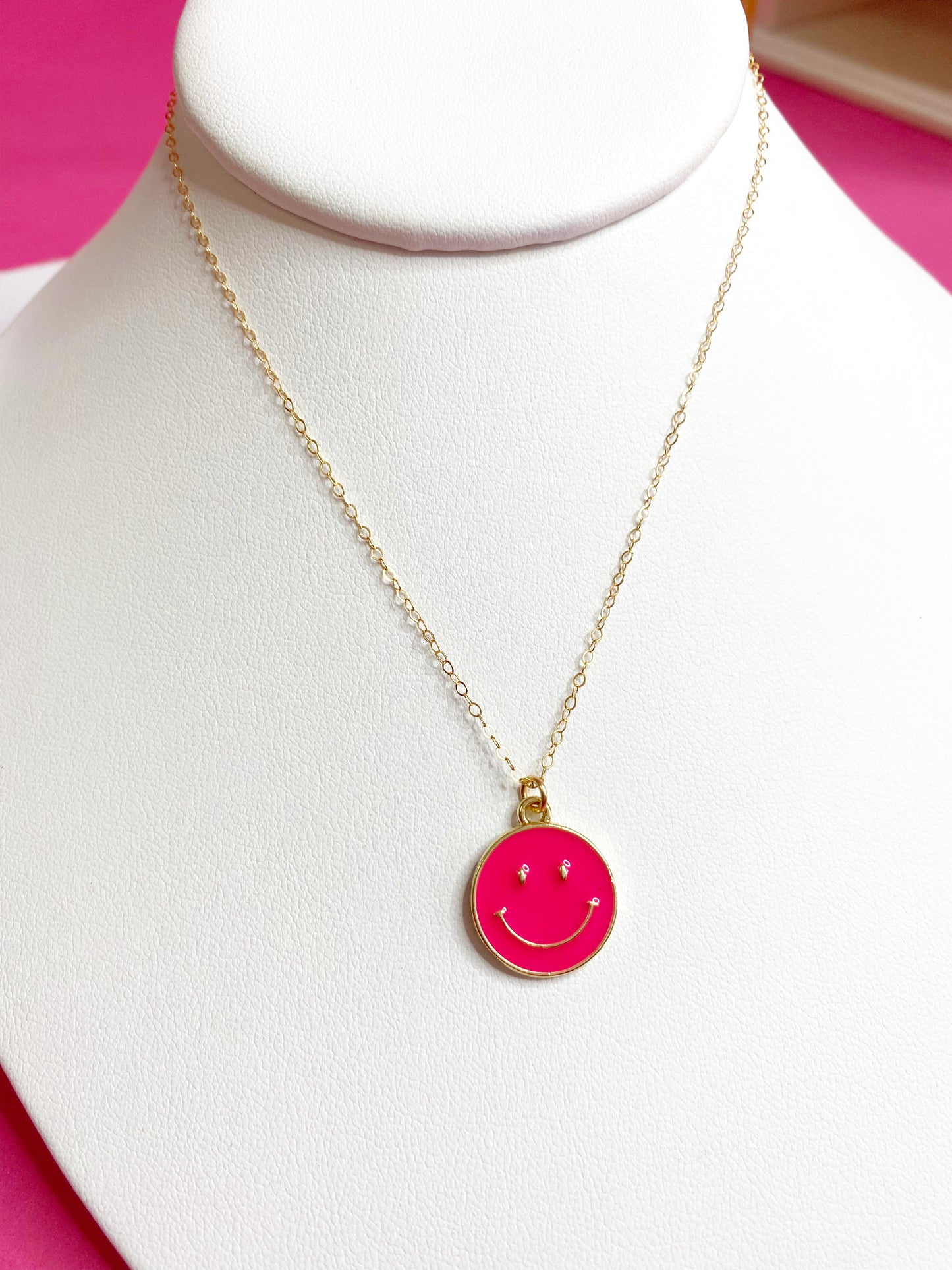 Dainty Chain Smiley Necklace