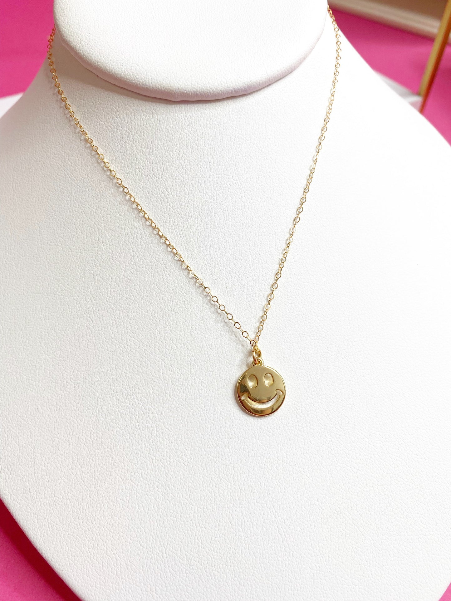Dainty Chain Smiley Necklace