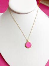 Load image into Gallery viewer, Smiley Dainty Necklace
