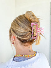 Load image into Gallery viewer, Sweetheart Hair Clip
